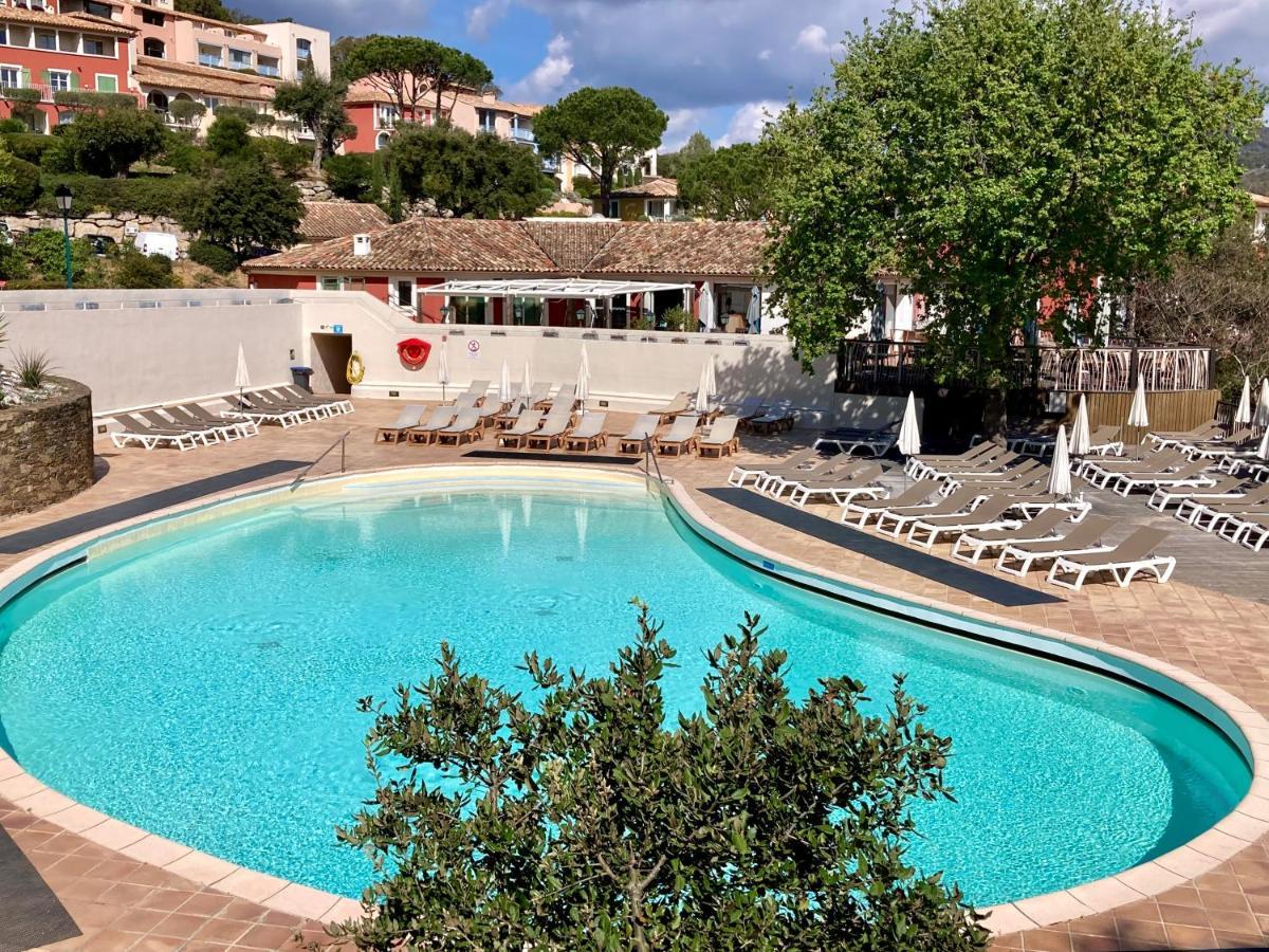 Les Restanques 2268 Glycines Apartment Grimaud Bagian luar foto